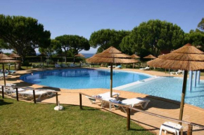 Oura Sunrise Apartment by Stay-ici, Algarve Holiday Rental
